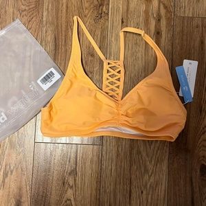 NWT Cupshe Bikini Top (M)